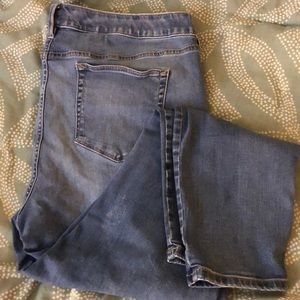 Boutique + jeans